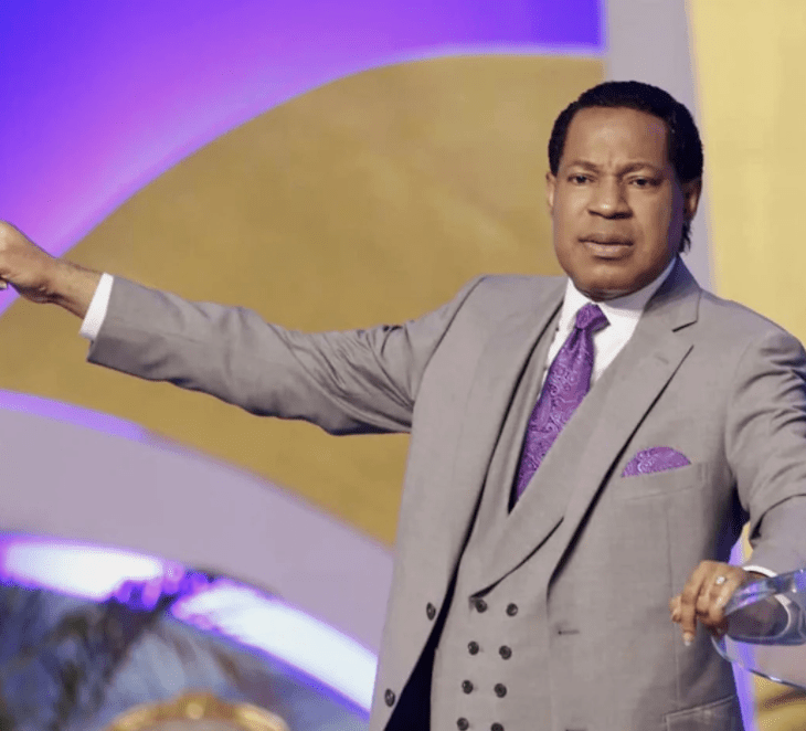 Pastor-Chris-Oyakhilome-global-communion-service